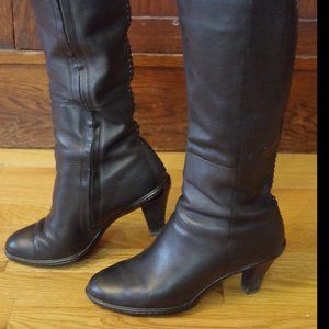 Sofft black leather women's boots, size 7.5